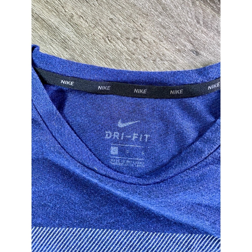Nike Dri-Fit Swoosh Logo Blue Short Sleeve Polyester Blend T-Shirt Men's L - Picture 3 of 6